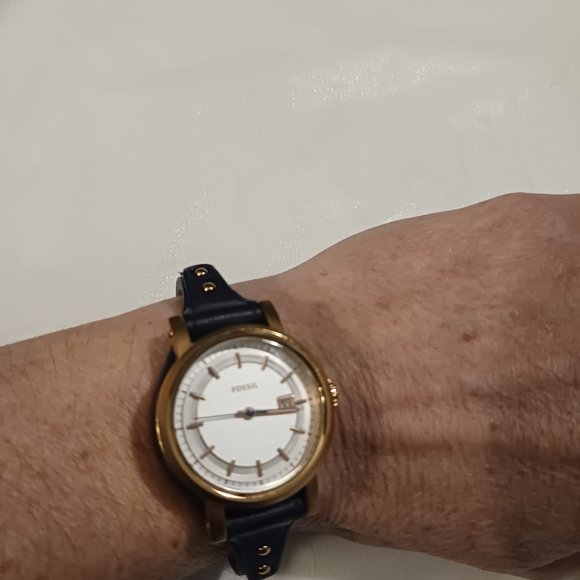 Vintage!! Beautiful FOSSIL Watch - Picture 6 of 14